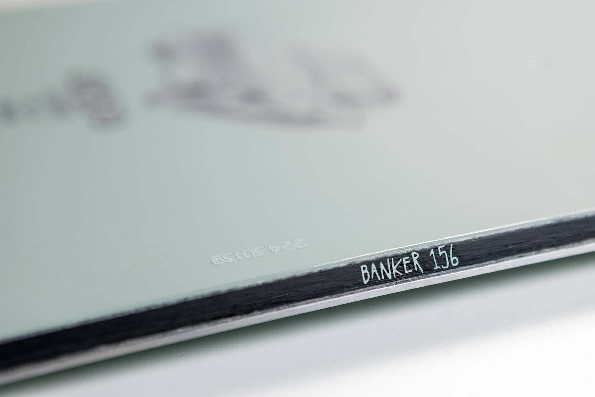 833003-001_Banker_Detail-3