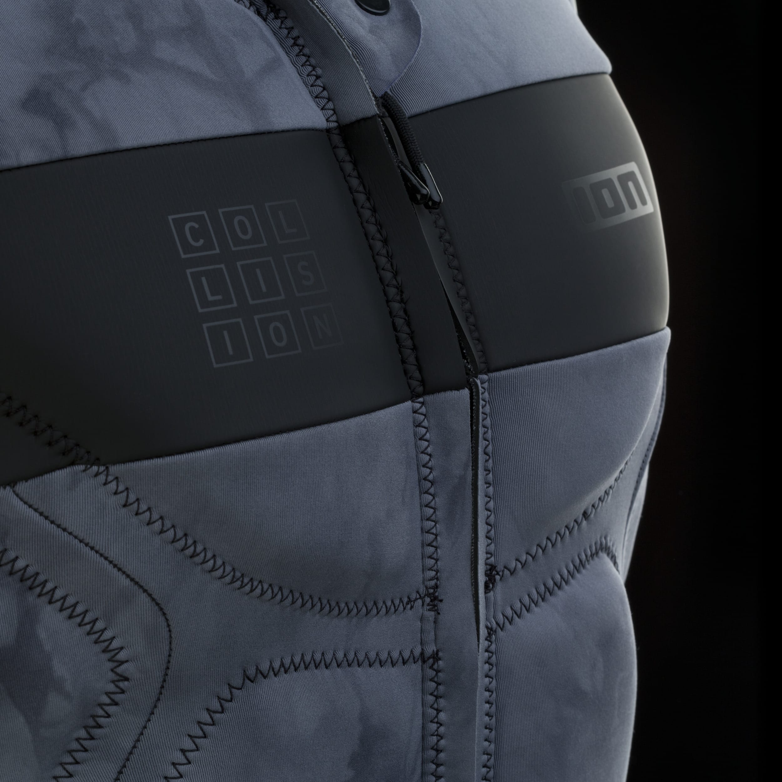 Seamless_rib_and_spine_protection_SELECT_1