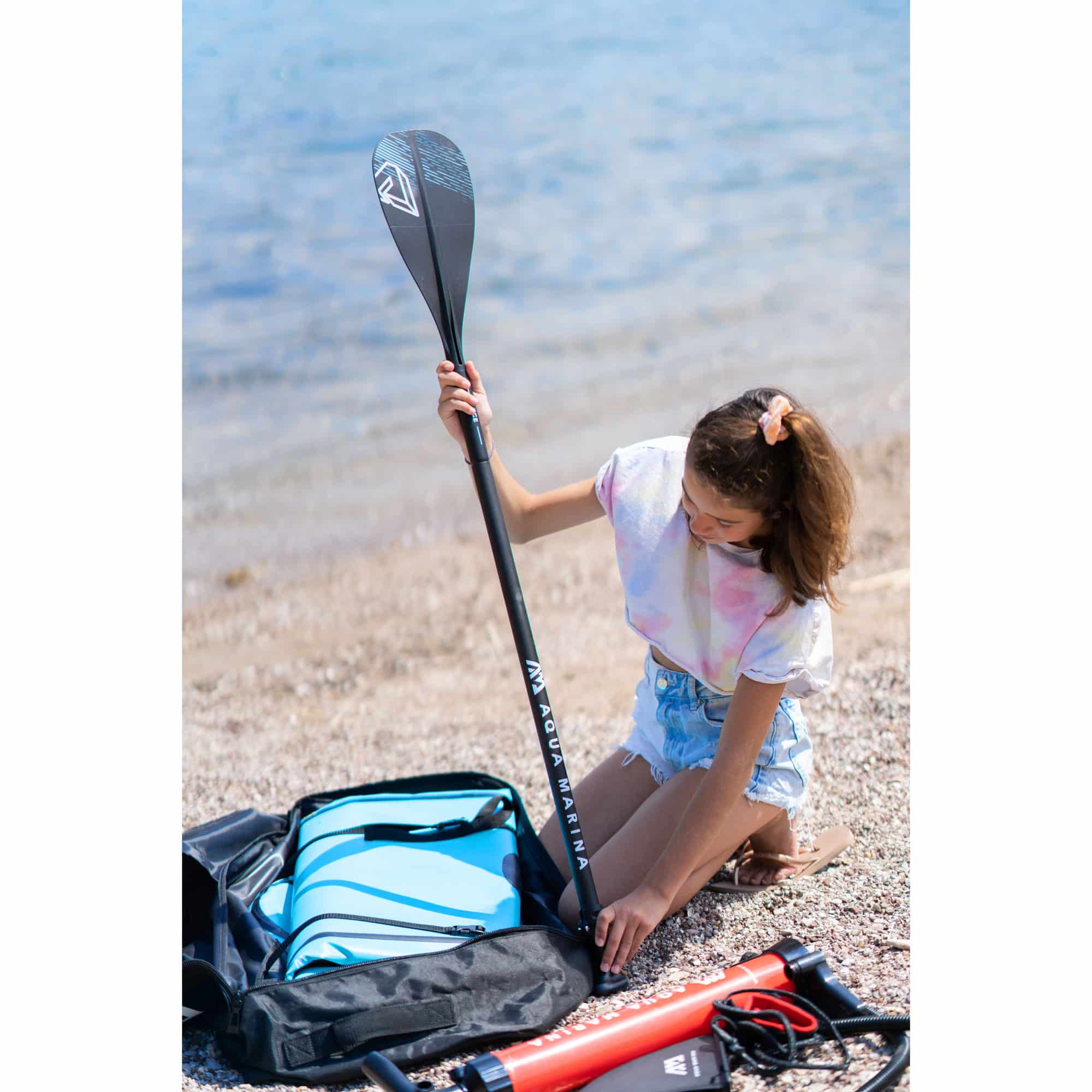 w22167-15-AquaMarina-SUP-Vibrant-action