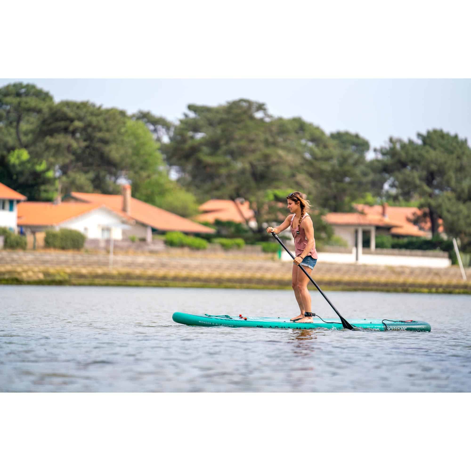 w23116-action-02-aqua-marina-sup-breeze